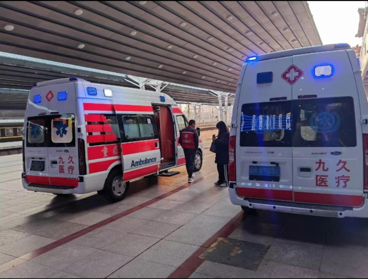 松江区救护车长途转运